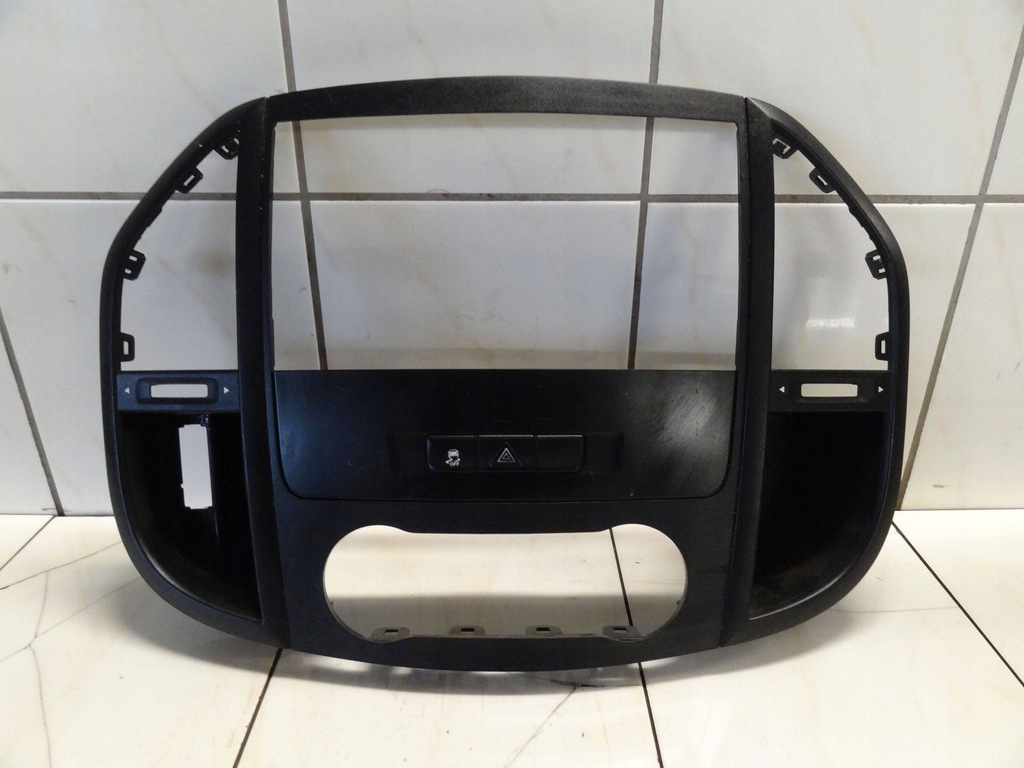 фото №1, Mb vito w447 2014 рамка панель радіо консолі передньої a4476890647