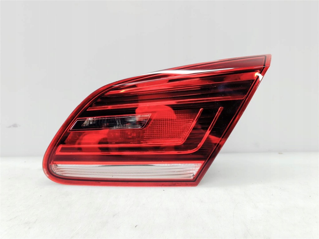 фото №1, Vw passat cc lift 12+ права лампа задня w кришка ory eu !!!