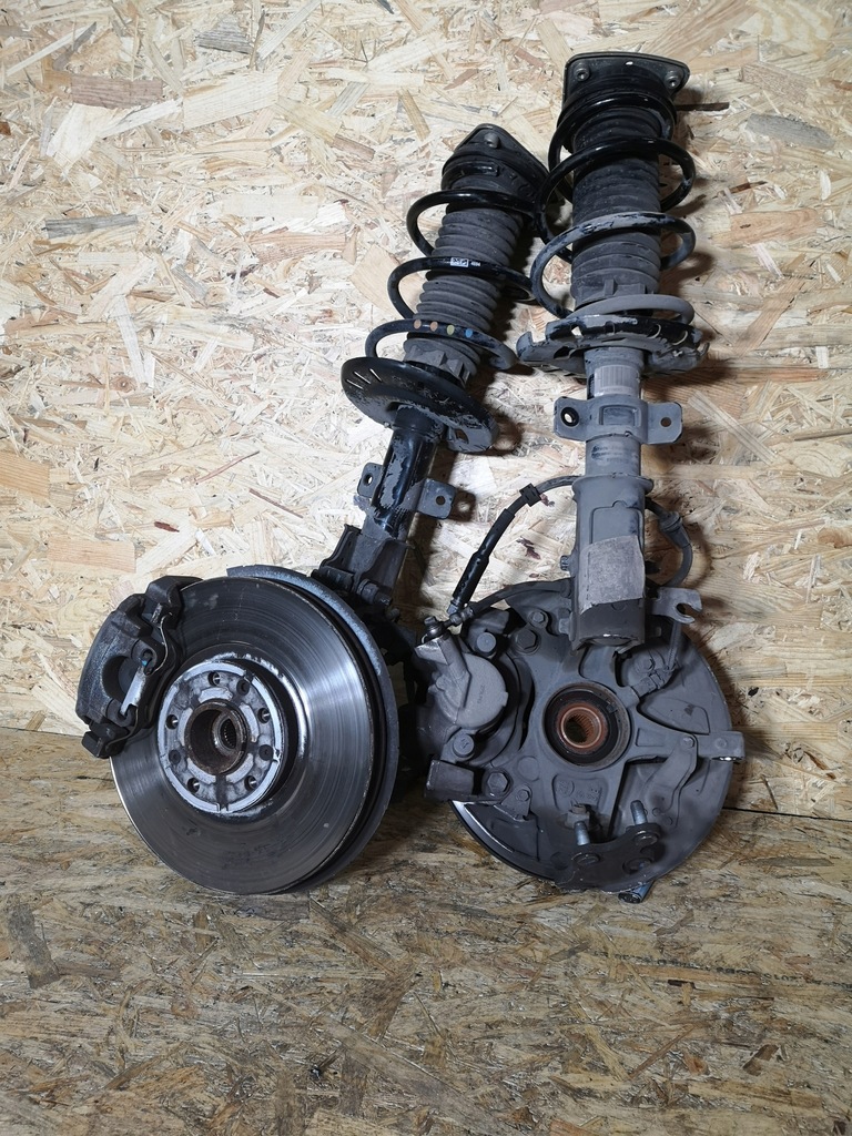 фото №1, Opel grandland 3008 1.2 поворотный кулак правая левая перед