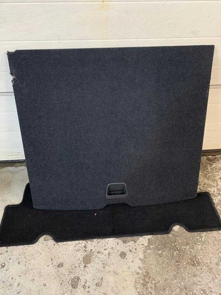 фото №1, Volvo xc40 пол обшивка багажника задняя