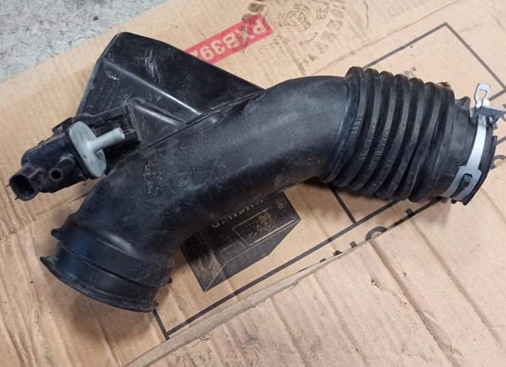 фото №1, Труба шланг воздуха lexus nx 2.5 300h