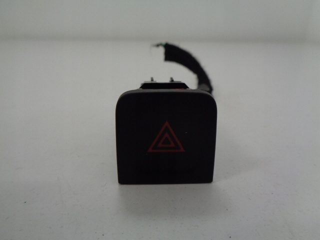 фото №1, Renault kadjar выключатель света аварийных