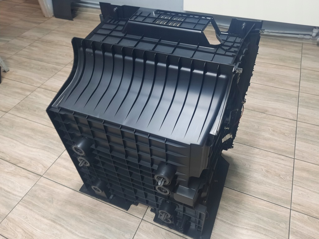 Бардачок лівий шухляда під  ліжко renault gama t range Доставка