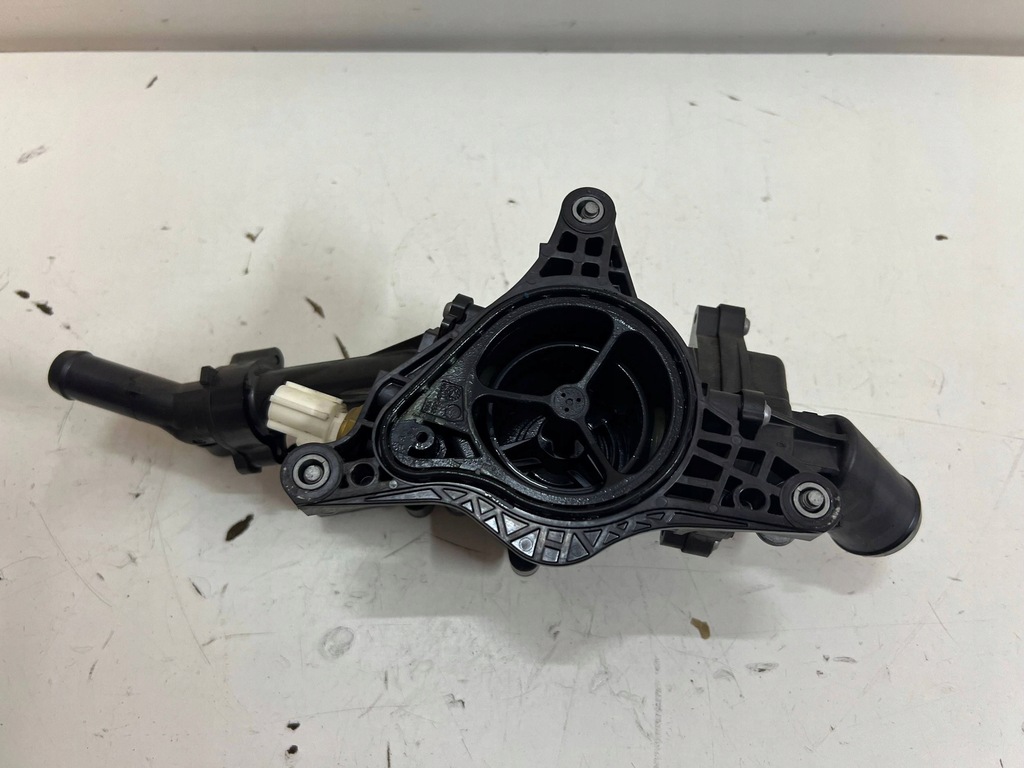 фото №10, Mazda 2 dj 2014- 1.5 skyactiv термостат