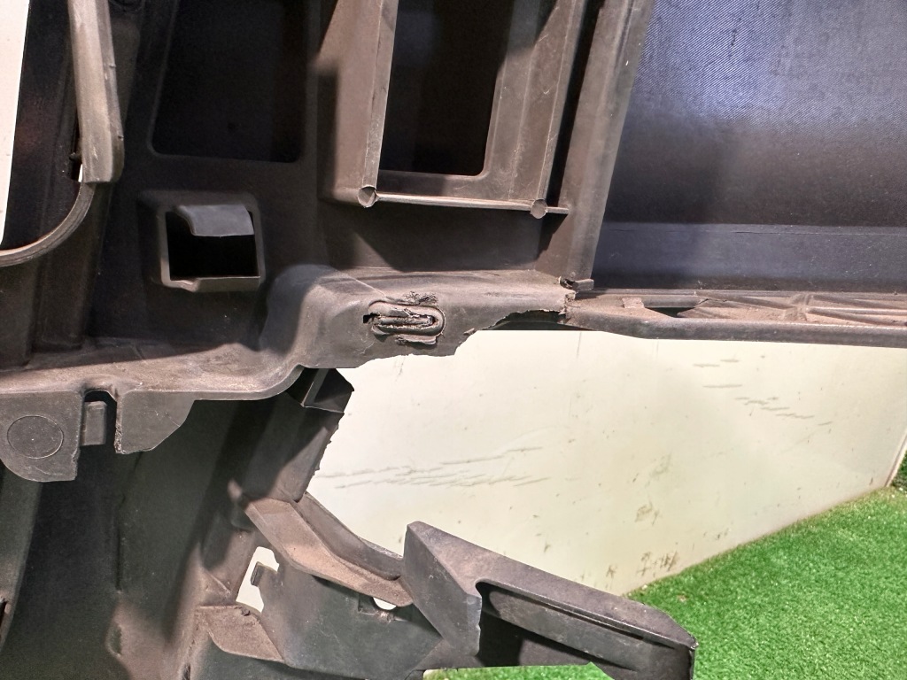 Audi q7 4l0 s-line бампер перед передній 4l0807437d в Україні