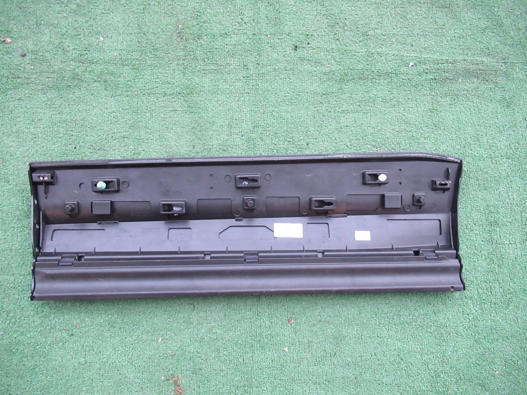 фото №3, Vw touareg 3 r line 760 молдинг дверная правый задняя