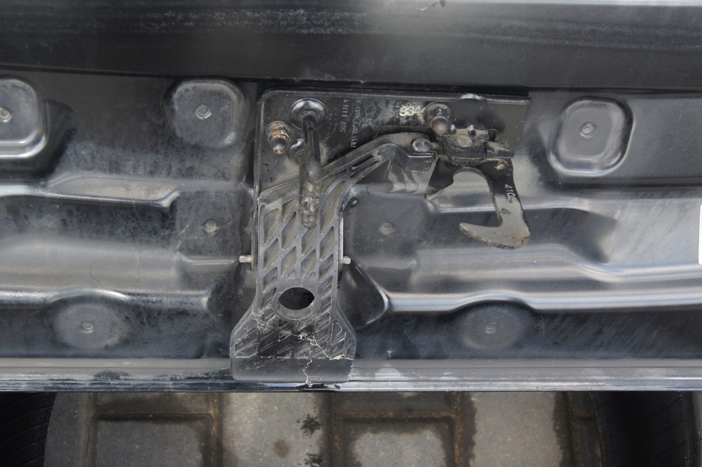 фото №12, Капот двигуна audi a3 8p lift cabrio