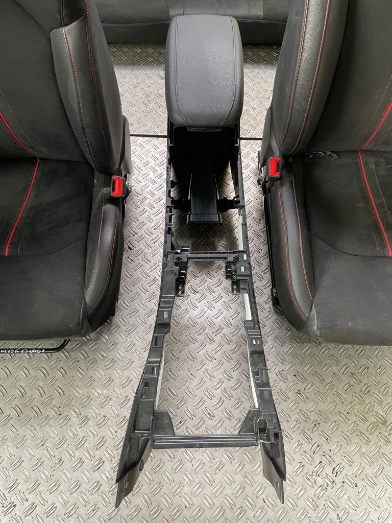 Kia proceed gt-line 21- сидіння заднє сидіння комплект в Україні