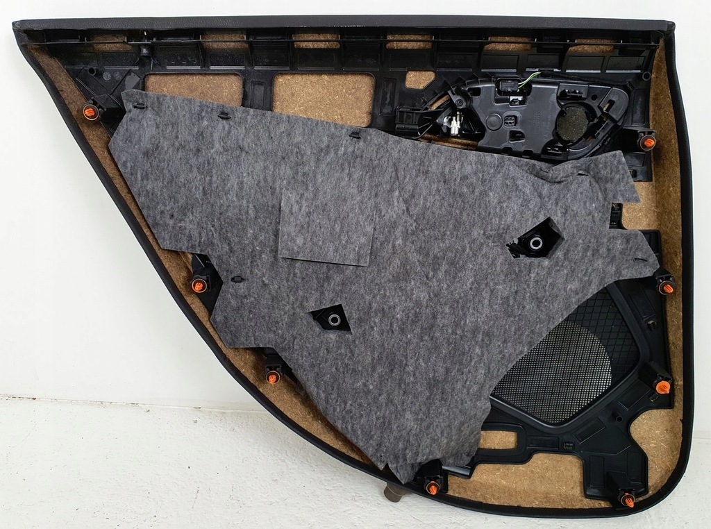 фото №7, Оббивка обшивка двері правий задня mercedes w176