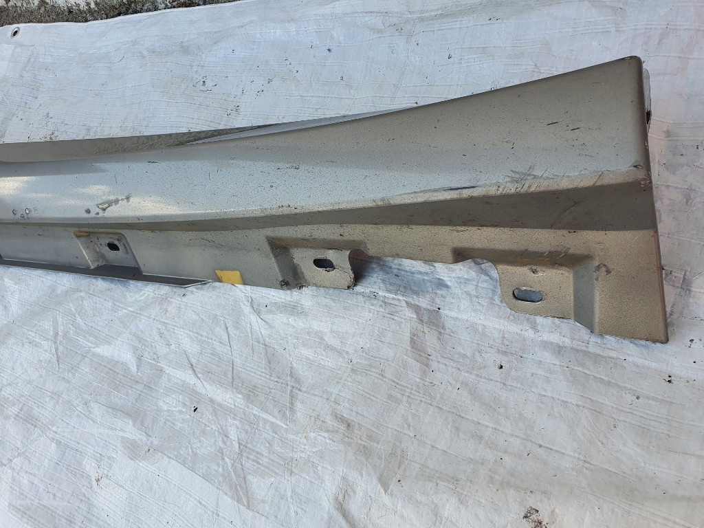 фото №5, Накладка порог правая mercedes r-klasa w251