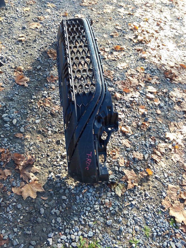 фото №1, Накладка бампера перед t roc