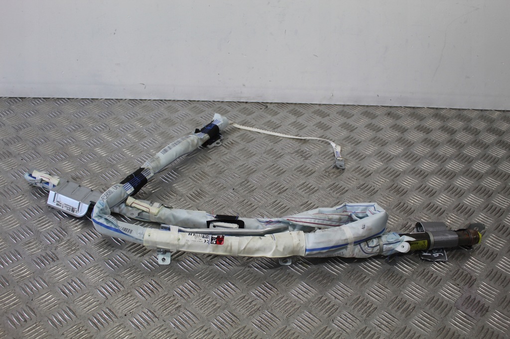 фото №1, Шторка безопасности левая koleos ii 2 lift 985p17951r