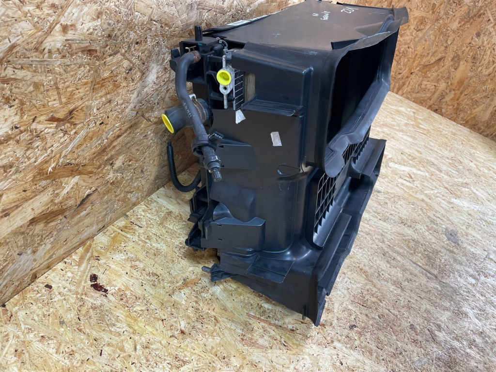 Ремень передний усилитель балка радиатор smart forfour 2 453 eq ev электрик Киев