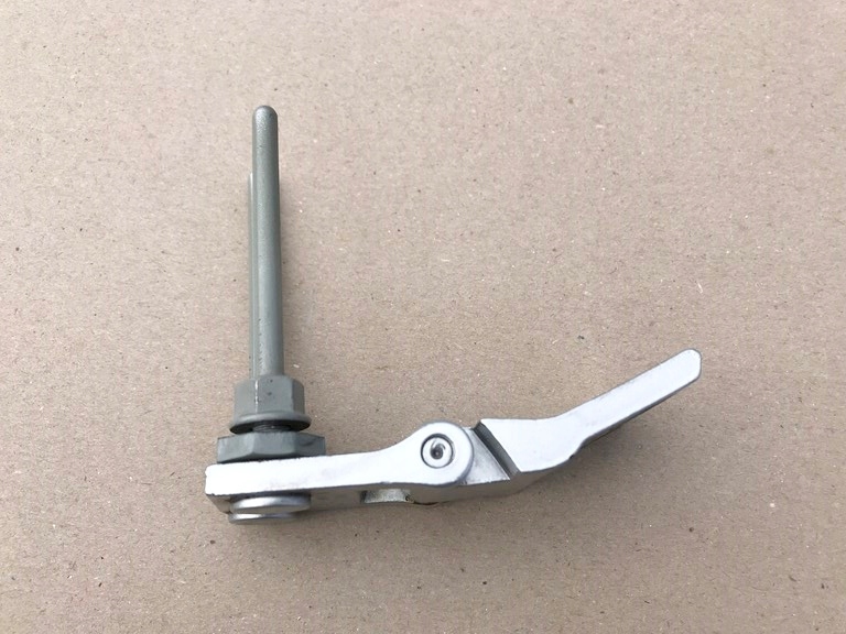 фото №6, Петля багажника vw transporter 03- pr