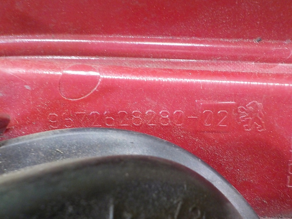 фото №7, Peugeot 208 i 1.0 vti 13r hb 5d лампа левая задняя 9672628280