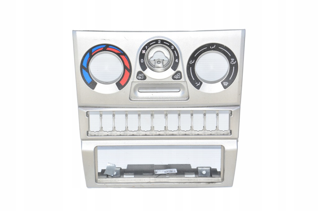 фото №1, Iveco daily 09-13 панель обдув радио