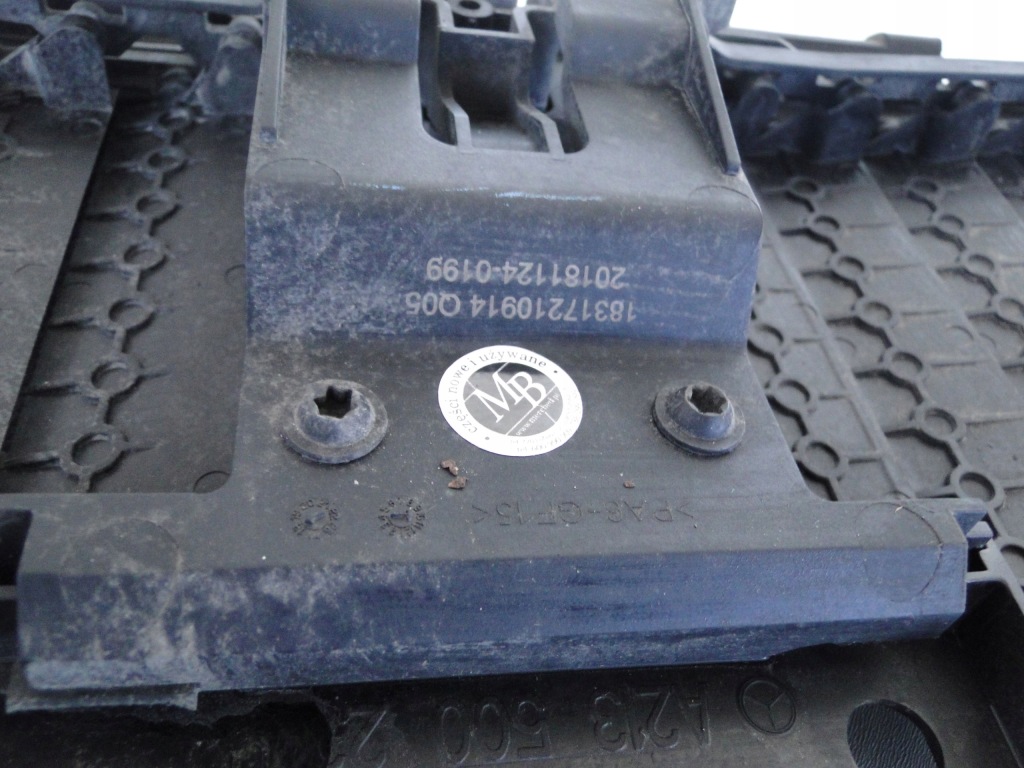 Mercedes жалюзі шторка повітропровід повітря cls 257 c257 w257 eqc 293 n293 Київ