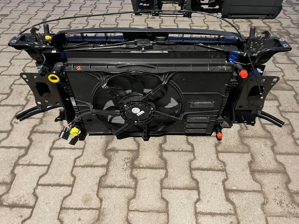 фото №7, Vw golf 8 viii tsi tdi pas передний перед радиатор