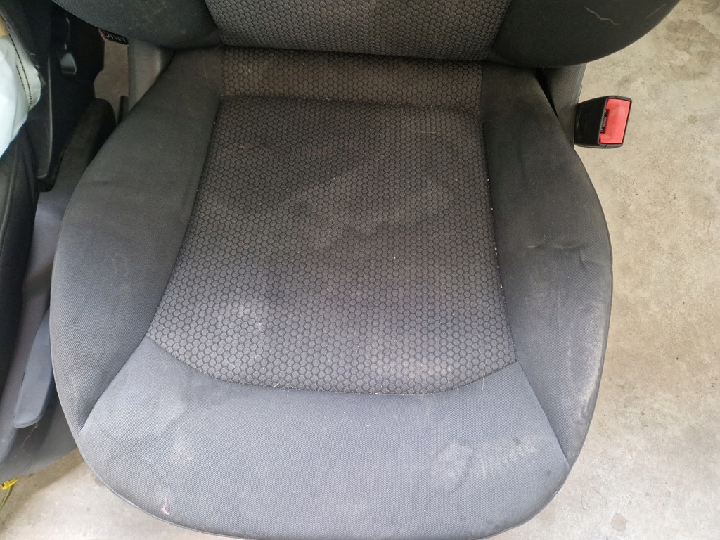 фото №5, Audi a1 3d сидіння сидіння заднє сидіння комплект 10r