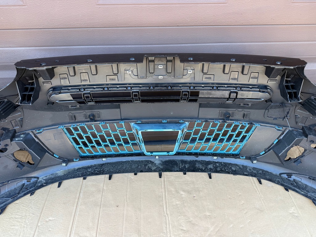 фото №11, Fiat 600 2023- бампер перед передний nero чёрный cinema