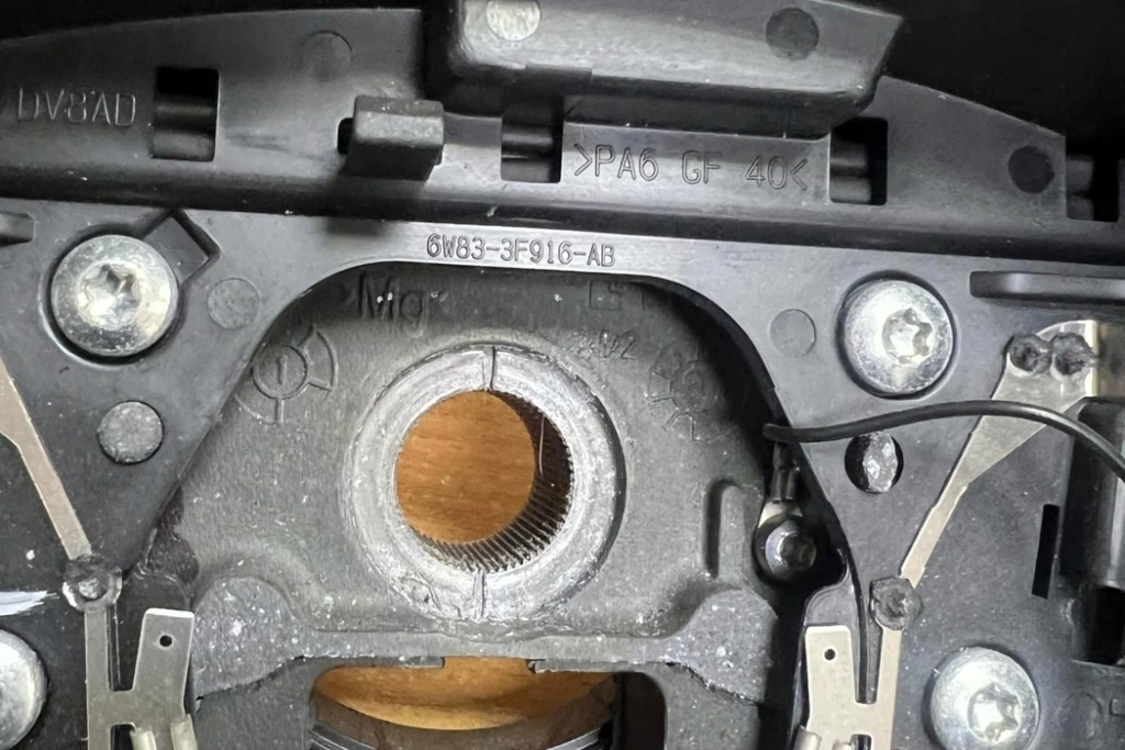 фото №11, Воздуховод jaguar xf x250 248130697 3.0l дизель 177kw 2010