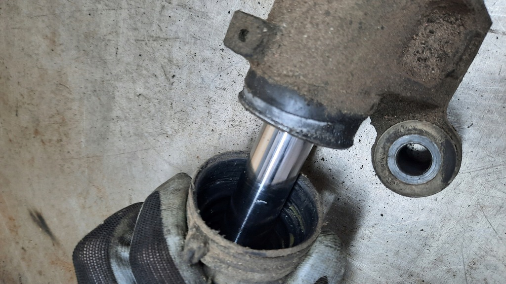 фото №5, Рулевая рейка 30741425 volvo s40 v50 1.6 hdi