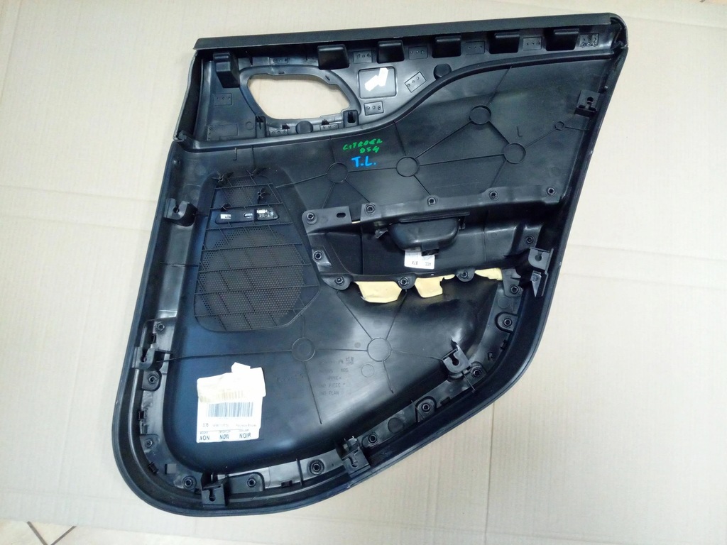 фото №7, Обивка обшивка дверь citroen ds4 задняя oryg.