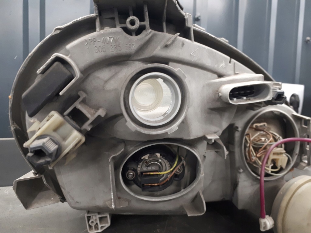 A1688201761 фара левый mercedes w168 Цена