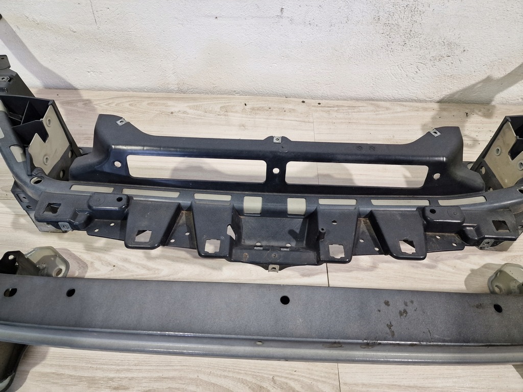 фото №8, Pas передний усилитель maserati levante