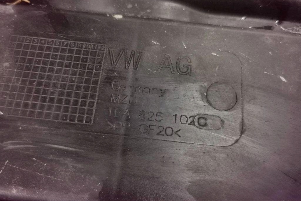 фото №7, Задня середня захист підвіска vw id.5 e39 1ea825102c electric 2021