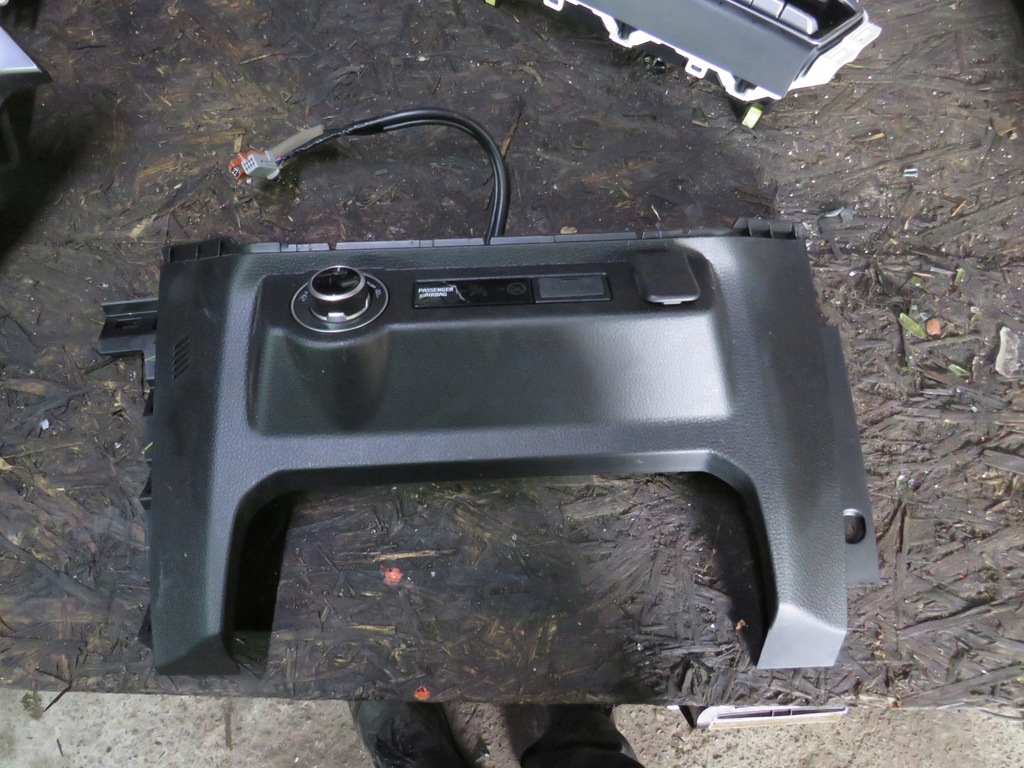 фото №1, Панель перемикач isuzu d-max 2021