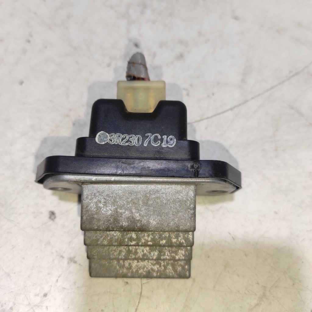 фото №1, Резистор вентилятор honda fr-v 2007r 3g70064752 3r2307c19