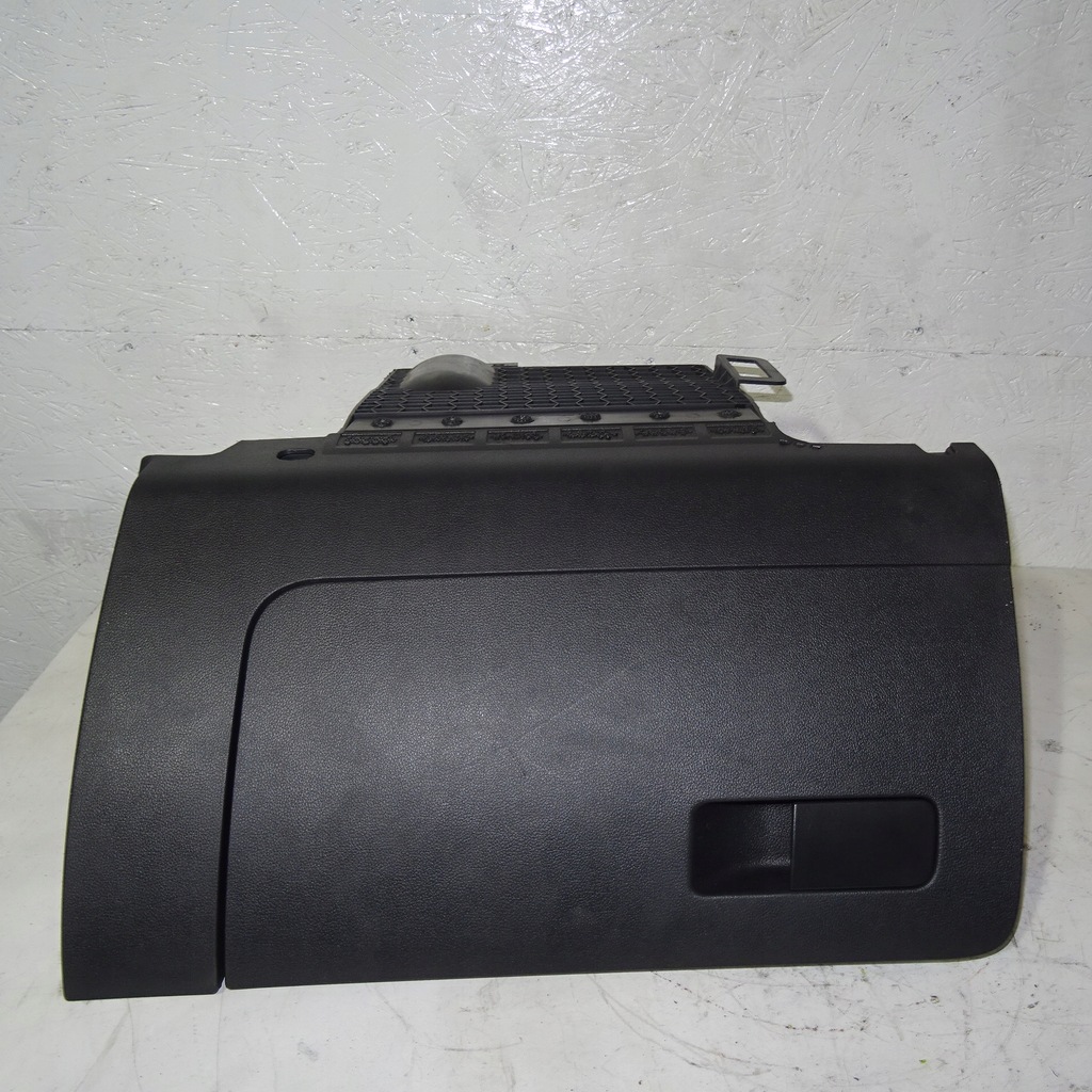 фото №1, Skoda rapid бардачок пасажира 5jb857097