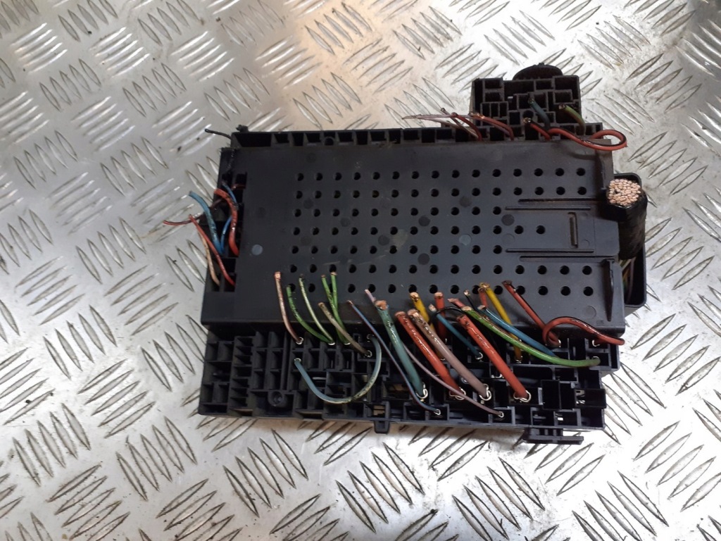 фото №1, Коробка предохранителей volvo s60 i 9162316