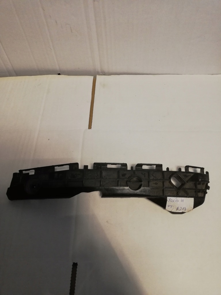 фото №1, Toyota yaris iii `11-17 направляющая бампера правый задняя