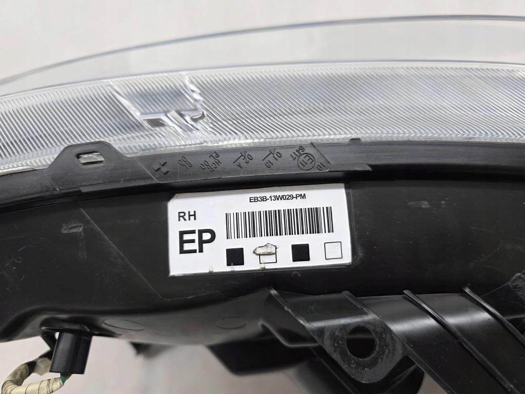 фото №9, Ford ranger v lift лампа перед права лінза europa eb3b-13w029-pm