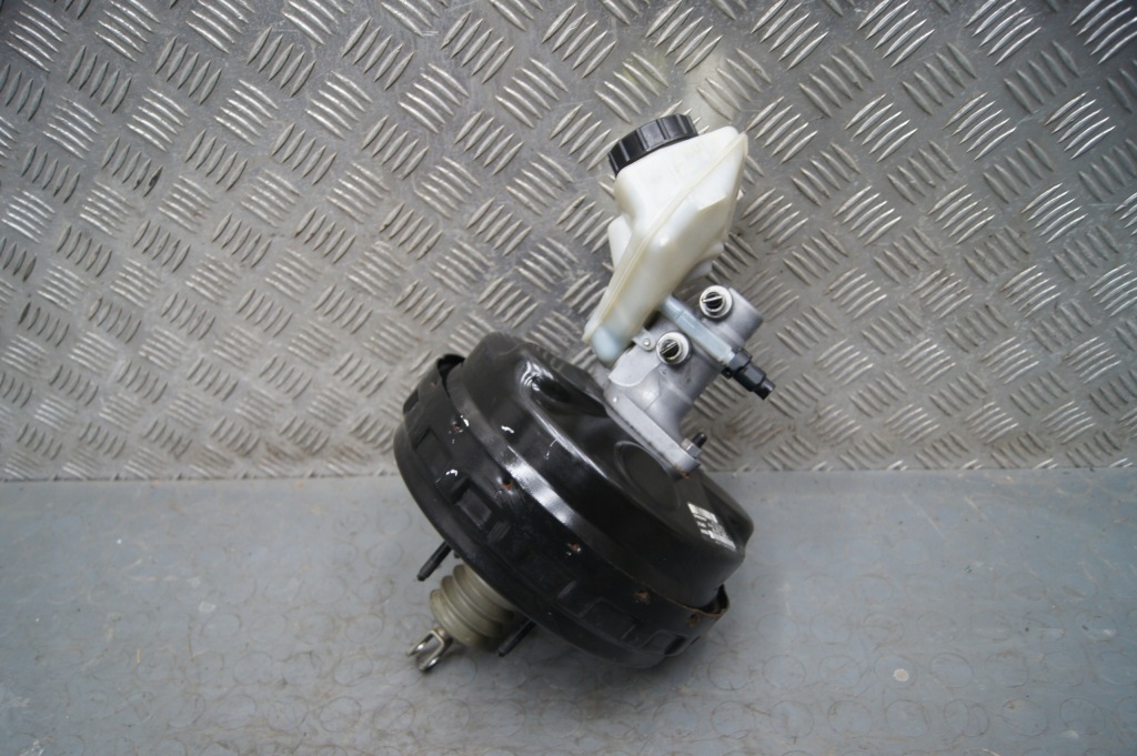 Купити Підсилювач гальм volvo xc70 ii p31274069 2.4l дизель