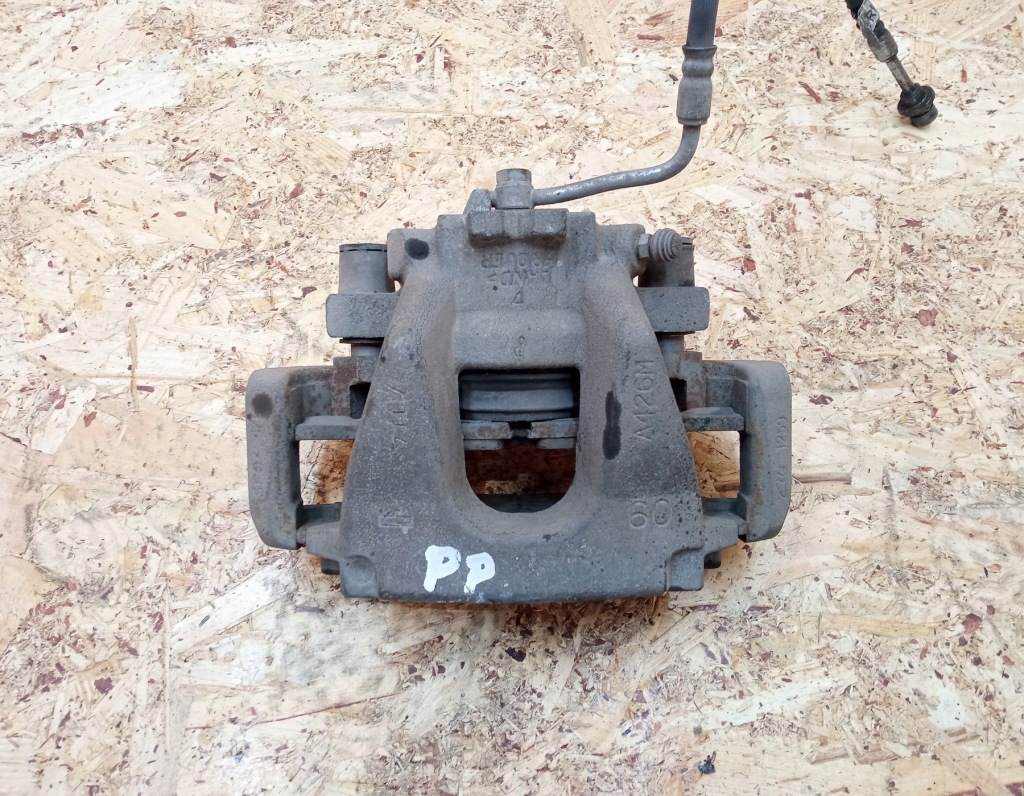 фото №1, Супорт гальмівний правий перед jaguar f-pace 2.0 d