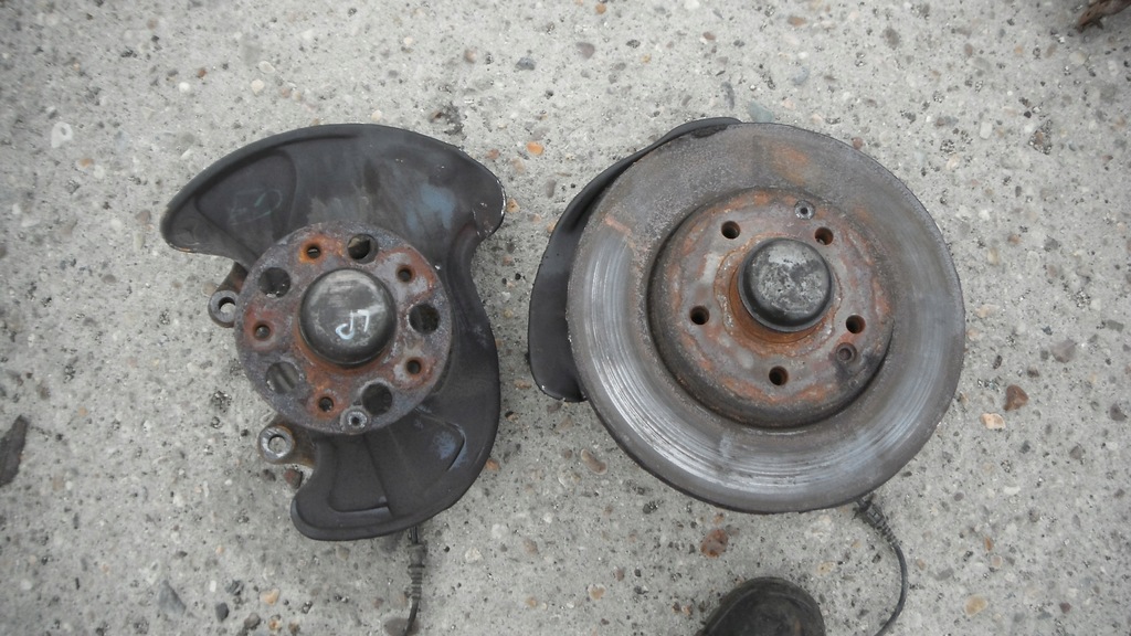 фото №1, Mercedes c w203 i coupe поворотный кулак ступица передняя