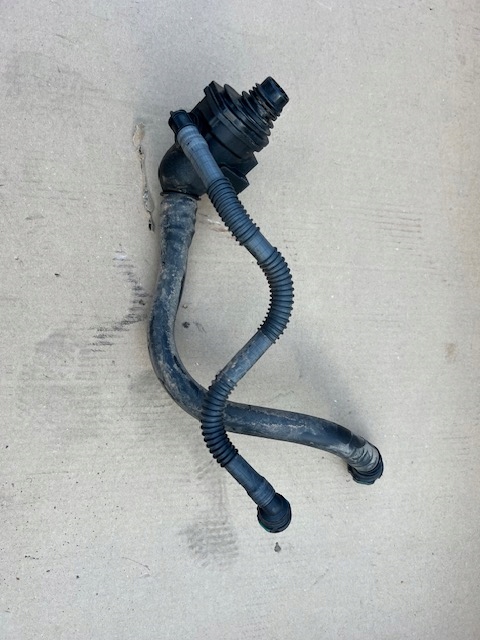 фото №1, Vw polo vi 1.6d труба заливная горловина adblue 2q0131965b