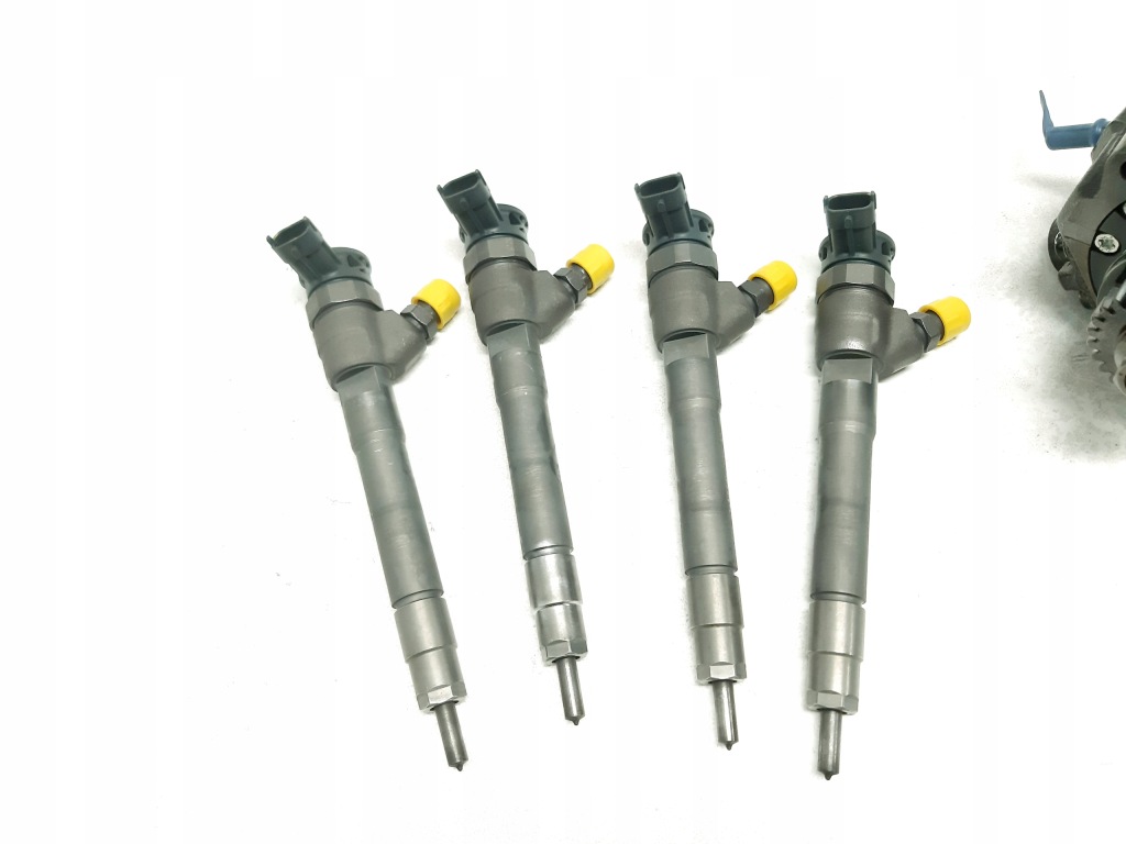 Система паливний renault trafic iii 1.6 dci 167008960r 0445110546 175210542r Ціна