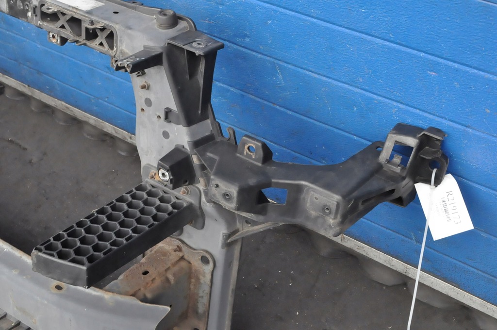 фото №2, Hyundai ix35 pas передній комплект перед балка