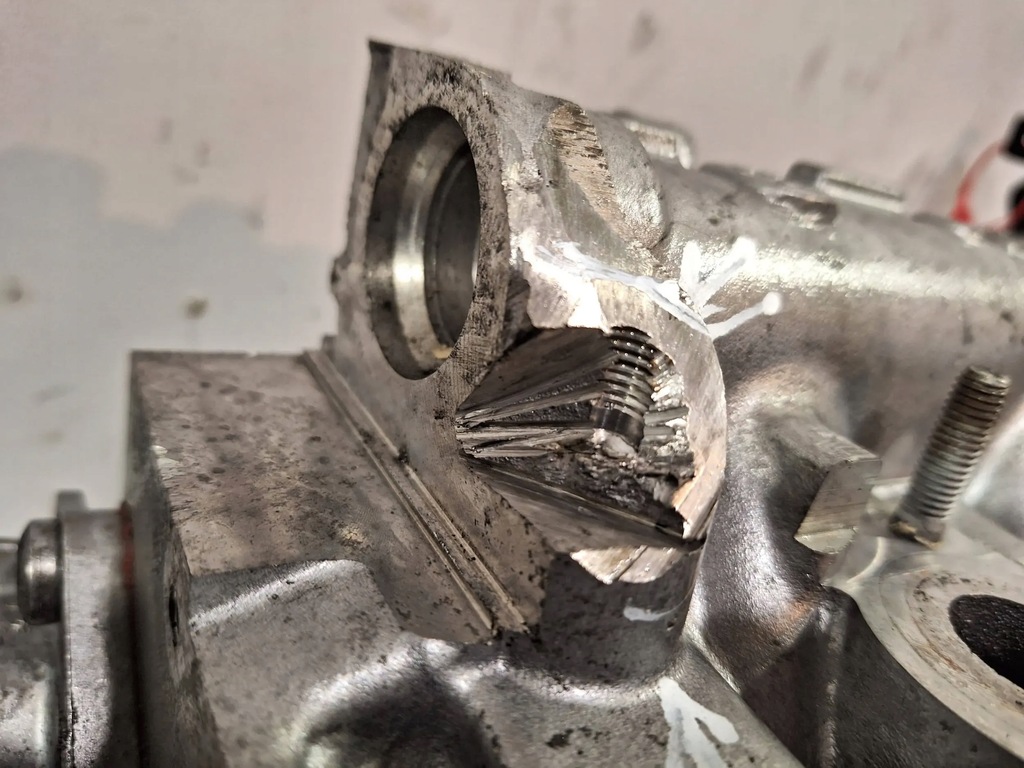 фото №9, Головка двигуна 110421067r renault kangoo ii 1.5 dci 08-12