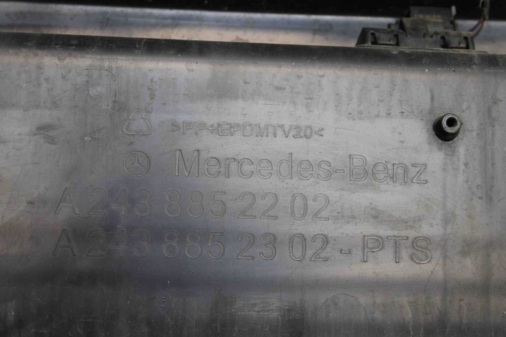 фото №11, Бампер задній mercedes-benz eqb x243 a2478855600 electric 215kw 2023