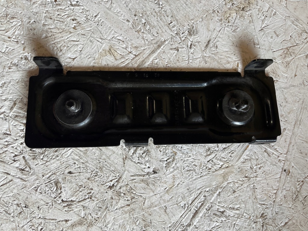 фото №1, Кронштейн mercedes w205 a2056104002