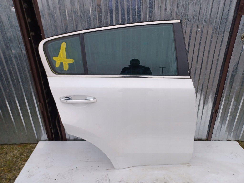 фото №1, Kia sportage iv дверь правый задняя w цвет hw полный