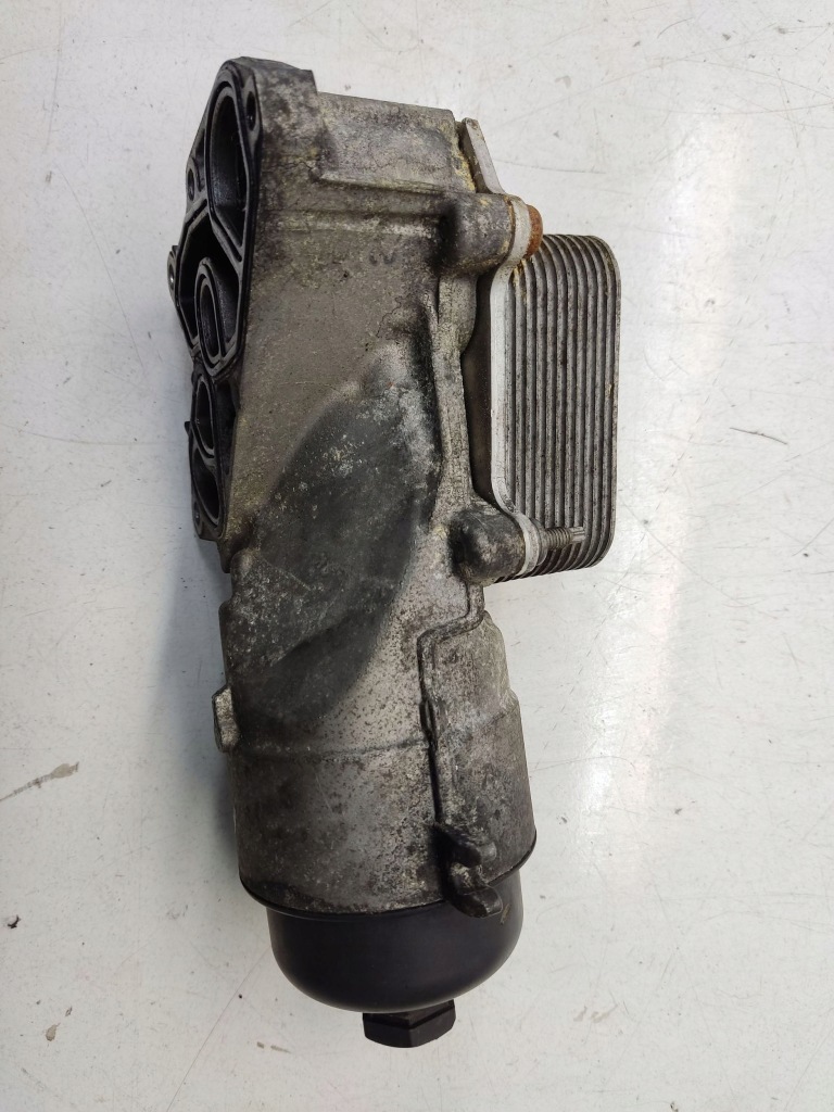 Peugeot 308 2008 основание фильтра масла 3165312765 Недорого