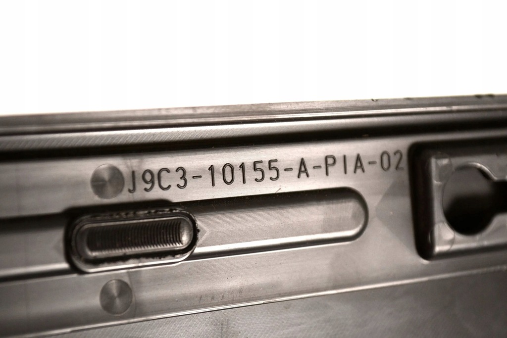 фото №9, Jaguar e-pace 2019 поріг