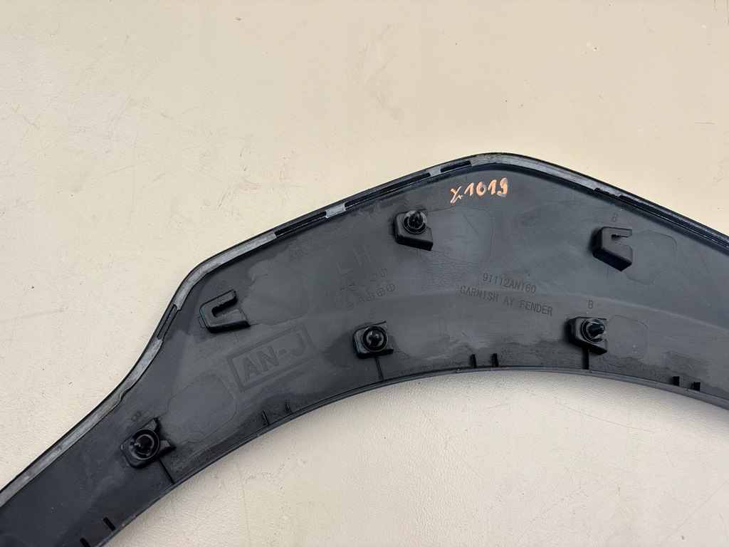 фото №9, Subaru outback 6 vi 21r- молдинг накладка крыла левая перед передняя