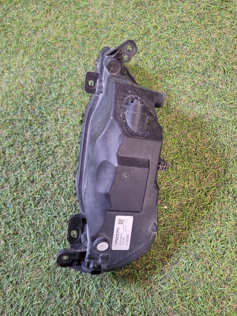 фото №5, Volvo противотуманная фара led drl левый 31395865